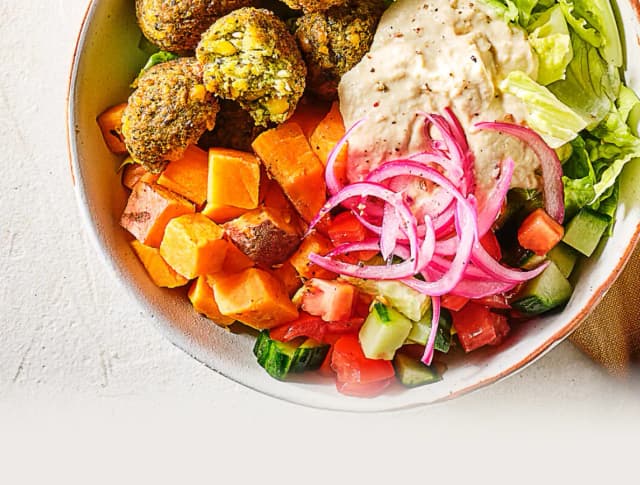 Falafelbowl met zoete aardappel