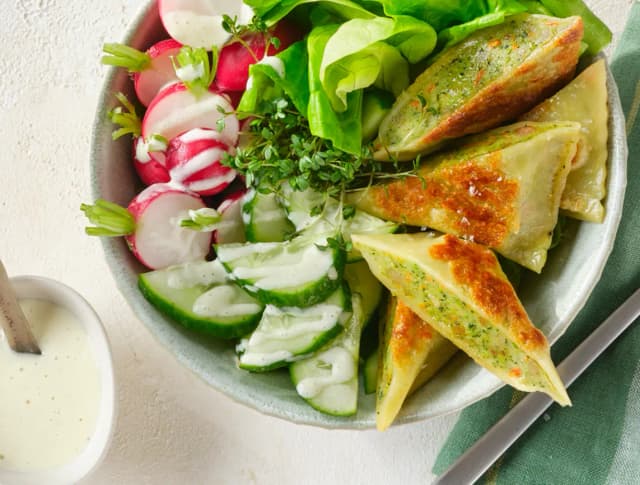 Vegetarische Maultaschen-Bowl
